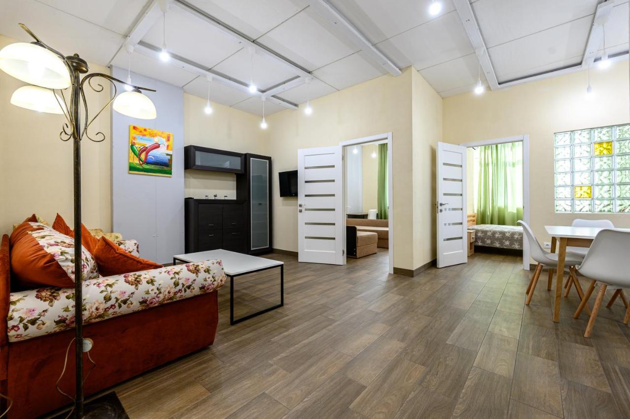 Gagarin Plaza 63 Odessa Exterior foto