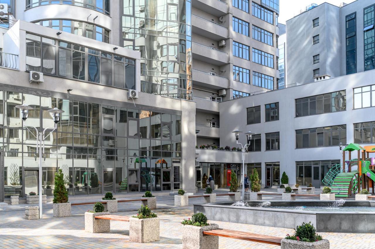 Gagarin Plaza 63 Odessa Exterior foto