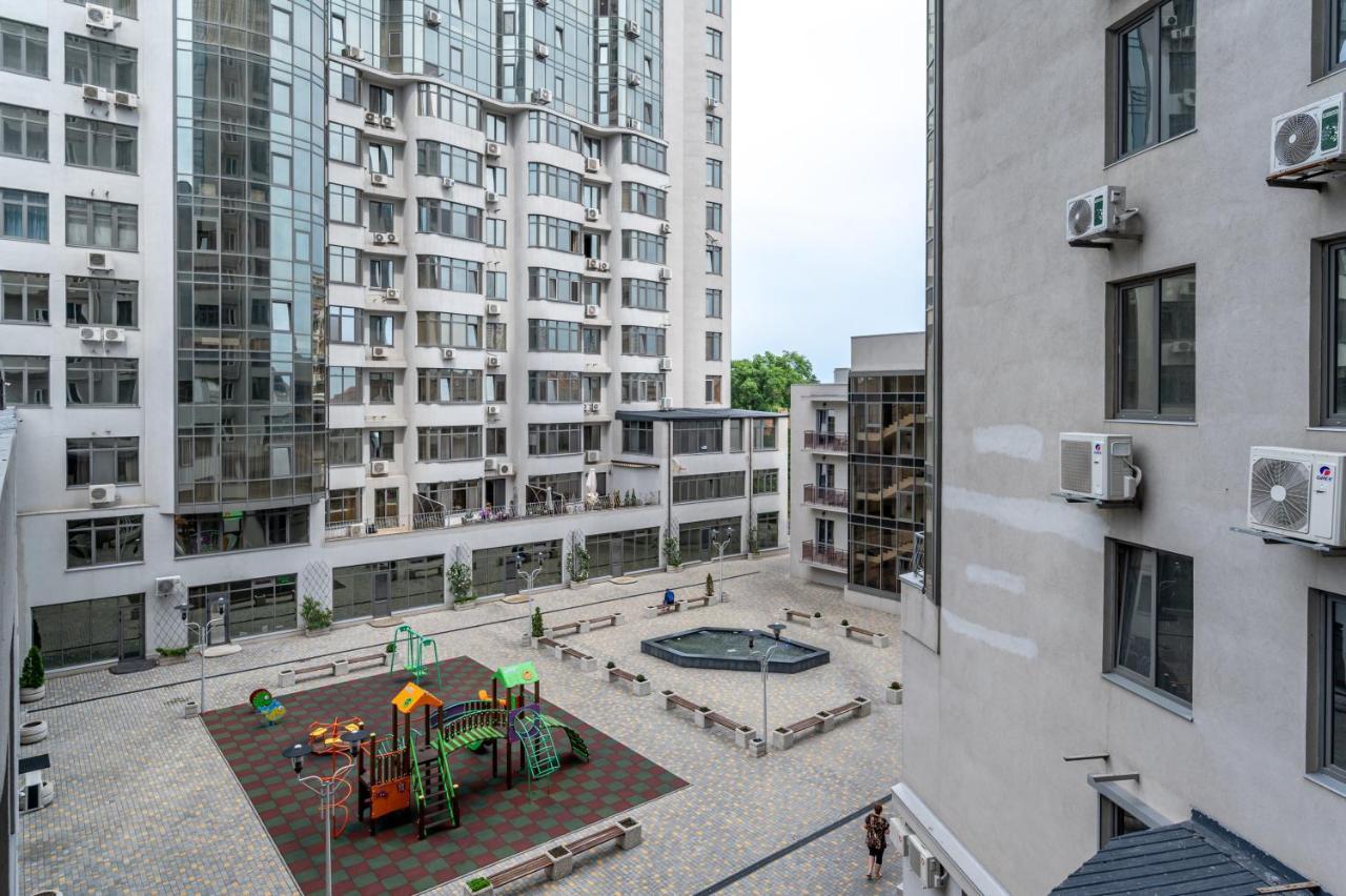Gagarin Plaza 63 Odessa Exterior foto